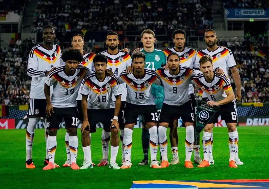 Jerman vs Serbia: Gol Tom Bischof Bawa Der Panzer Unggul Tipis di Babak Pertama