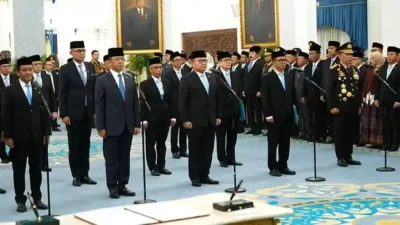 Resmi Dilantik Prabowo, Ini Daftar Lengkap 18 Pejabat Reshuffle Kabinet Merah Putih