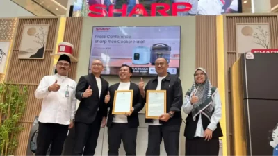 SHARP Rilis Rice Cooker Berlabel Halal Pertama di Indonesia, Cek Fitur dan Harganya!
